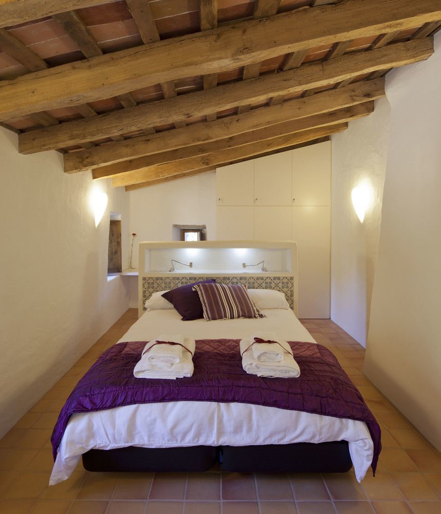 B&B La Rectoria De Sant Miquel De Pineda Sant Felíu de Pallarols 외부 사진