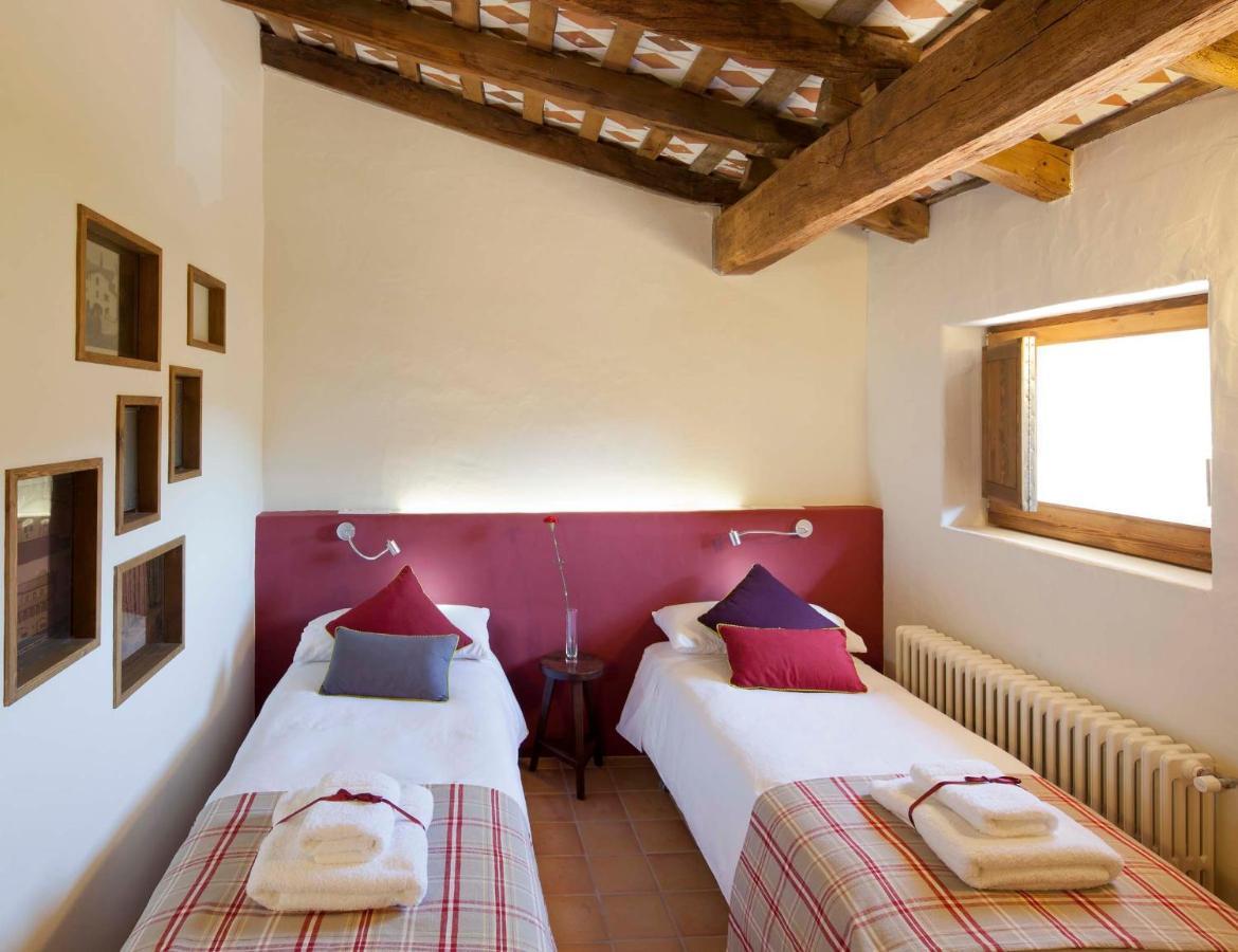 B&B La Rectoria De Sant Miquel De Pineda Sant Felíu de Pallarols 외부 사진